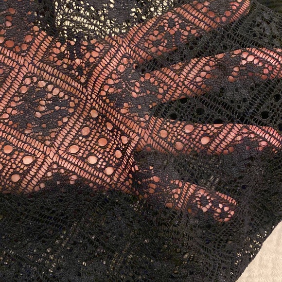 Free People Intimately Black Lace Turtleneck. Size Xs - Picture 7 of 7